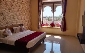 Vijayam Resort
